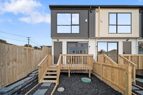 Photo of property in 6/17 Sunnyfield Crescent, Glenfield, Auckland, 0629
