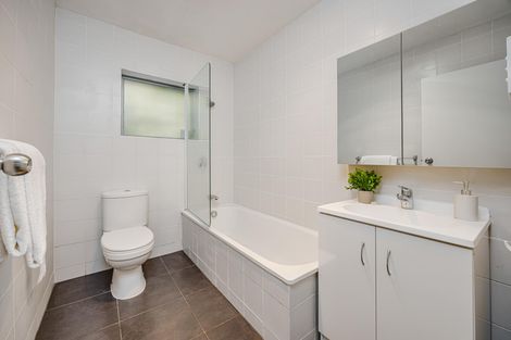 Photo of property in 1/636 Mount Wellington Highway, Mount Wellington, Auckland, 1062