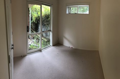 Photo of property in 16 Kokiri Street, Te Atatu South, Auckland, 0610