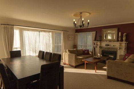 Photo of property in 1 Churton Drive, Churton Park, Wellington, 6037