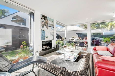 Photo of property in 2 Tainui Road, Devonport, Auckland, 0624