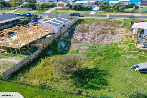 Photo of property in 152 Pukehina Parade, Pukehina, Te Puke, 3189