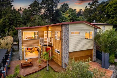 Photo of property in 74f Heretaunga Square, Silverstream, Upper Hutt, 5019