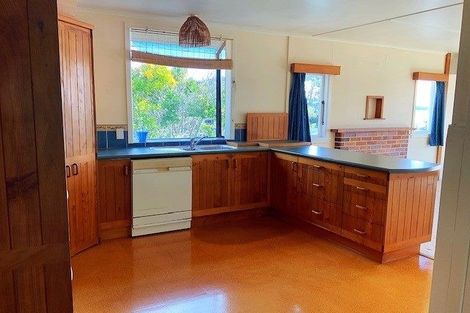 Photo of property in 27 Sergeant Road, Awhitu, Waiuku, 2684