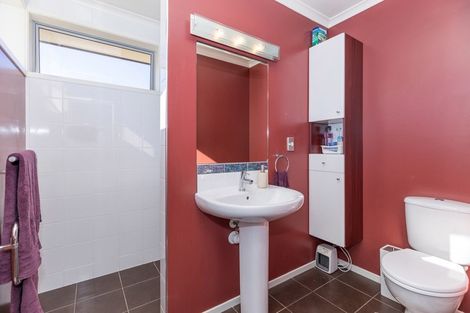 Photo of property in 4 Nielsen Gardens, Rototuna, Hamilton, 3210