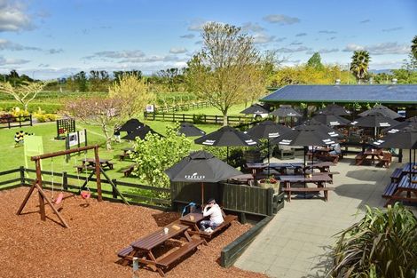 Photo of property in 12 Huna Road, Coastlands, Whakatane, 3191