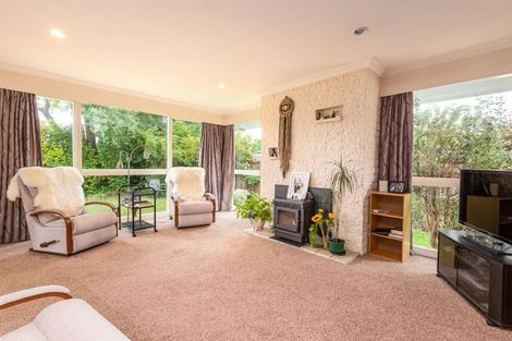 Photo of property in 1/23 Barnes Road, Redwood, Christchurch, 8051