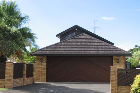 Photo of property in 5 Crestview Place, Browns Bay, Auckland, 0630