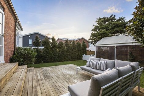 Photo of property in 15 Range View Road, Mount Albert, Auckland, 1025