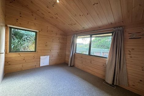 Photo of property in 8a Riverstone Drive, Riverstone Terraces, Upper Hutt, 5018