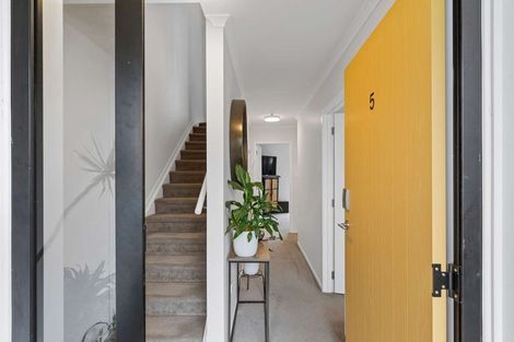 Photo of property in 5 Awamarino Way, Westgate, Auckland, 0614