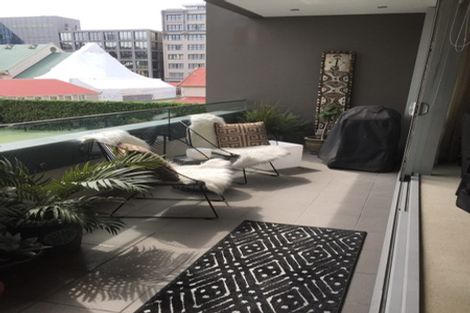 Photo of property in Sanctum Apartment, 10 Ebor Street, Te Aro, Wellington, 6011