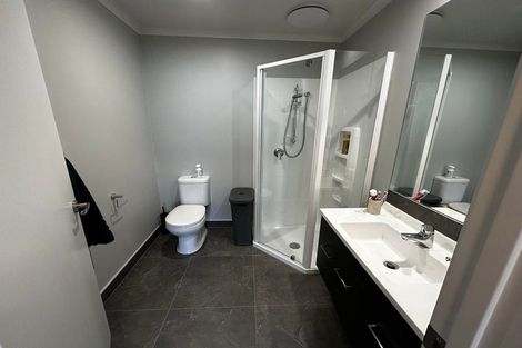 Photo of property in 21 Seafarer Crescent, Stanmore Bay, Whangaparaoa, 0932