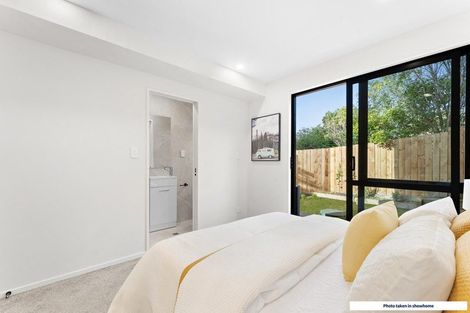 Photo of property in 5/18 Hetherington Road, Ranui, Auckland, 0612