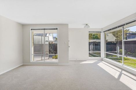 Photo of property in 2/8 Palatine Terrace, Huntsbury, Christchurch, 8022