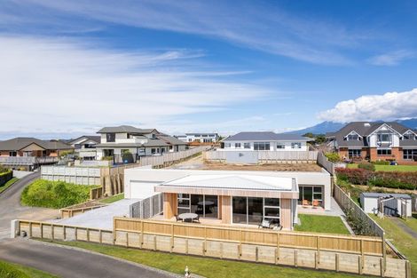Photo of property in 9a Lemont Place, Westown, New Plymouth, 4310