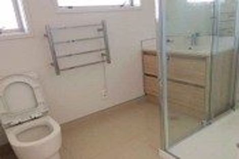 Photo of property in 1/73 Stanniland Street, Sunnyhills, Auckland, 2010