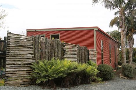 Photo of property in 601 Waihue Road, Parore, Dargaville, 0372