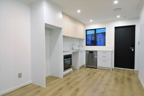 Photo of property in 39 Sun Orchid Avenue, Wiri, Auckland, 2104