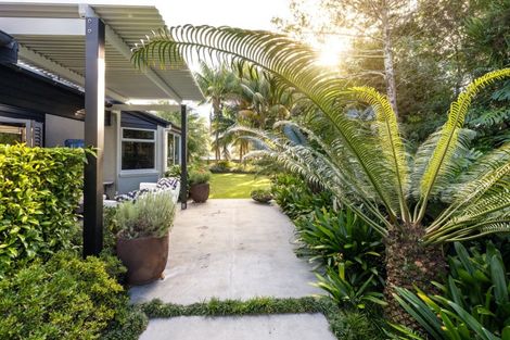 Photo of property in 11 Riverside Drive, Point Wells, Warkworth, 0986