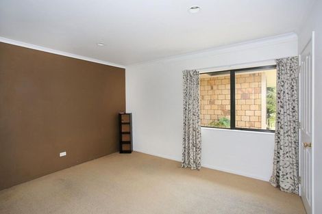 Photo of property in 11d Hyland Place, Waiuku, 2681