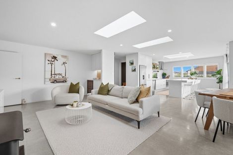 Photo of property in 6 Kahuparere Crescent, Pyes Pa, Tauranga, 3112