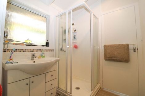 Photo of property in 19 Adams Road, Thornton Bay, Thames, 3575