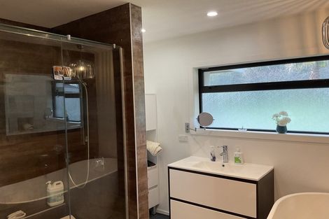 Photo of property in 1343 Devon Road, Brixton, Waitara, 4382