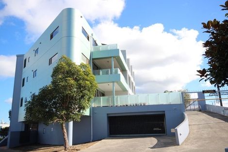 Photo of property in 103/3 Morningside Drive, Morningside, Auckland, 1025