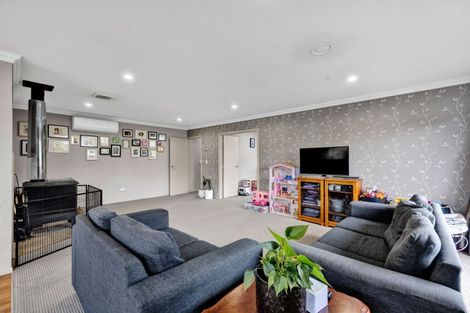 Photo of property in 13 Craig Street, Stratford, 4332