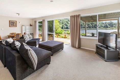 Photo of property in 115 State Highway 30, Lake Rotoma, Rotorua, 3074