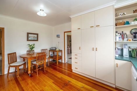 Photo of property in 12 Weka Place, Masterton, 5810