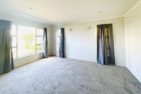 Photo of property in 3 Dione Place, Flat Bush, Auckland, 2016