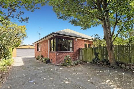 Photo of property in 21 Ilam Road, Upper Riccarton, Christchurch, 8041