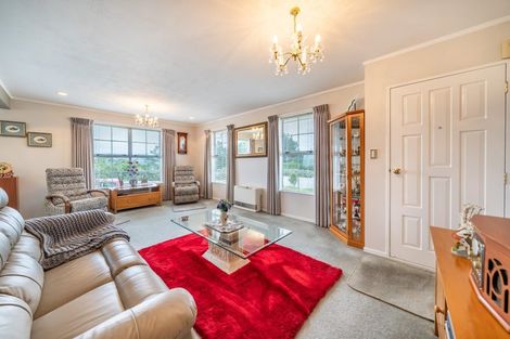 Photo of property in 9 Shaftesbury Grove, Stokes Valley, Lower Hutt, 5019