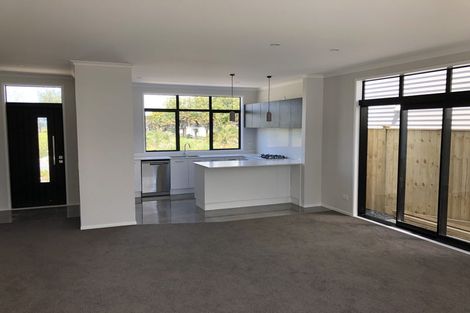Photo of property in 11/15 Scott Road, Hobsonville, Auckland, 0616