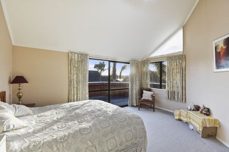 Photo of property in 16 Shepherds Road, Papakura, 2110