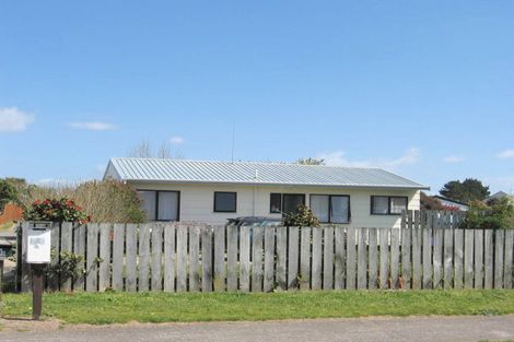 Photo of property in 19b Hayley Grove, Papamoa Beach, Papamoa, 3118