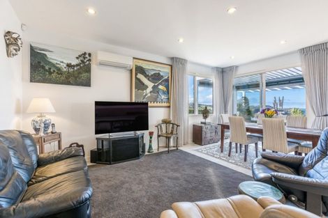 Photo of property in 26 Seaview Crescent, Hatfields Beach, Orewa, 0931