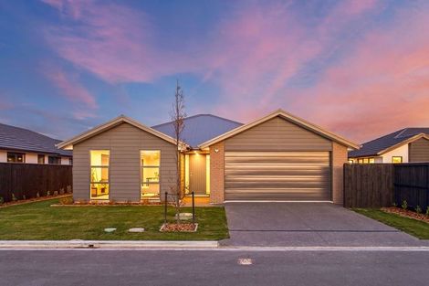 Photo of property in 5 Summerleas Lane, Halswell, Christchurch, 8025