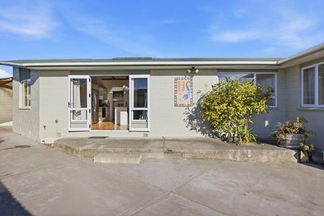Photo of property in 11 Oban Place, Woolston, Christchurch, 8062