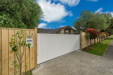 Photo of property in 762 Chapel Road, Shamrock Park, Auckland, 2016