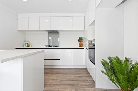 Photo of property in 1/39 Morrinsville Road, Hillcrest, Hamilton, 3216