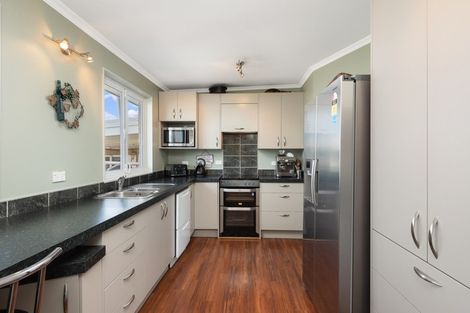 Photo of property in 8 Newbourne Crescent, Redwoodtown, Blenheim, 7201