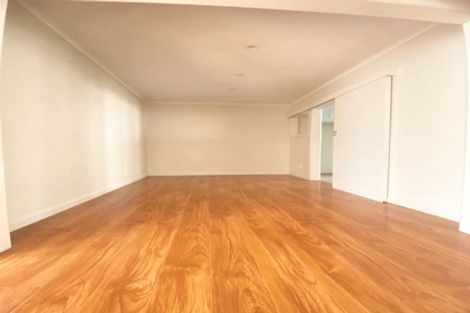 Photo of property in 2/3202 Great North Road, New Lynn, Auckland, 0600