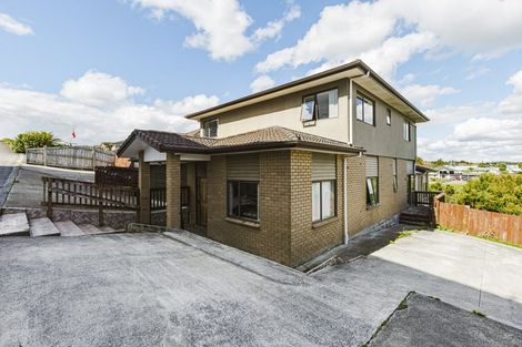 Photo of property in 20 Fairchild Avenue, Goodwood Heights, Auckland, 2105