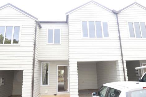 Photo of property in 13/30 John Jennings Drive, Oteha, Auckland, 0632