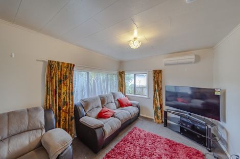 Photo of property in 12 Bell Street, Otane, 4202