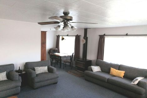 Photo of property in 221 Mahia Road, Wattle Downs, Auckland, 2103