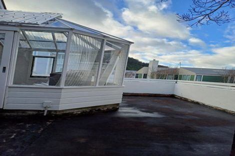 Photo of property in 111 Hill Street, Thorndon, Wellington, 6011